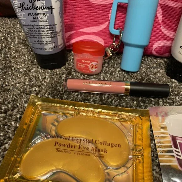 Eyes, Lips, Hair & Body Beauty Bundle NWT - Picture 3 of 4